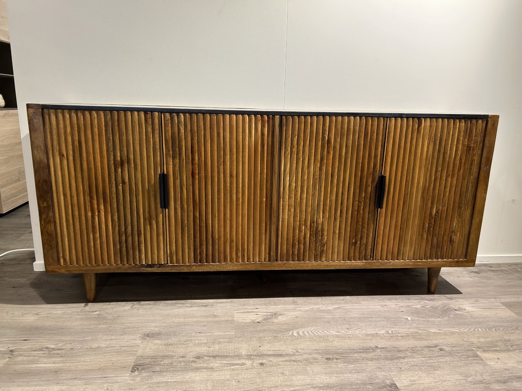 (Showroommodel) Eleonora Dressoir Carter 4-Deurs